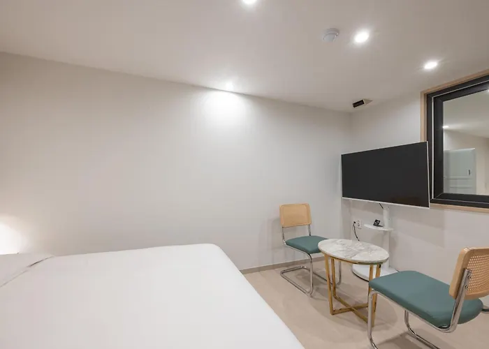 Bellus Hotel