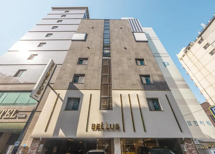 Bellus Hotel 2*