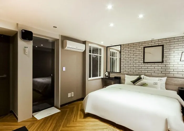 Bellus Hotel